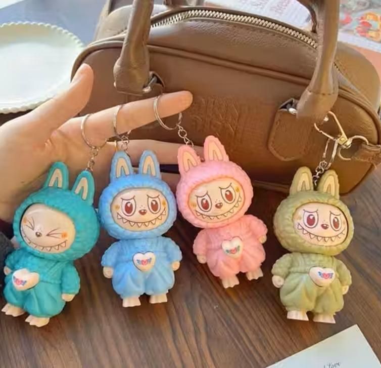 ✨ Labubu Face Changing Keychain | Cute Cartoon Anime Backpack Charm | Car Hanging & Desktop Decoration ✨